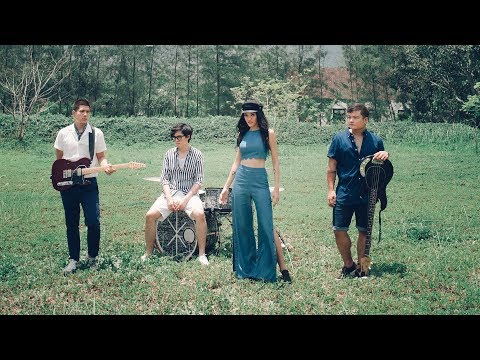 เหมือนในวันเก่า - KLEAR「Official MV」